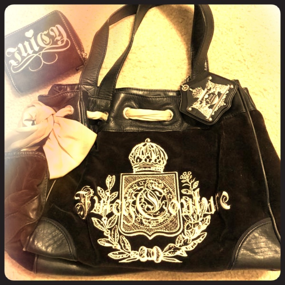 Purse black juicy brand